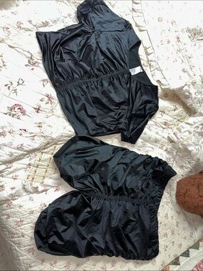 Good American Black Women's High-Waist Shorts